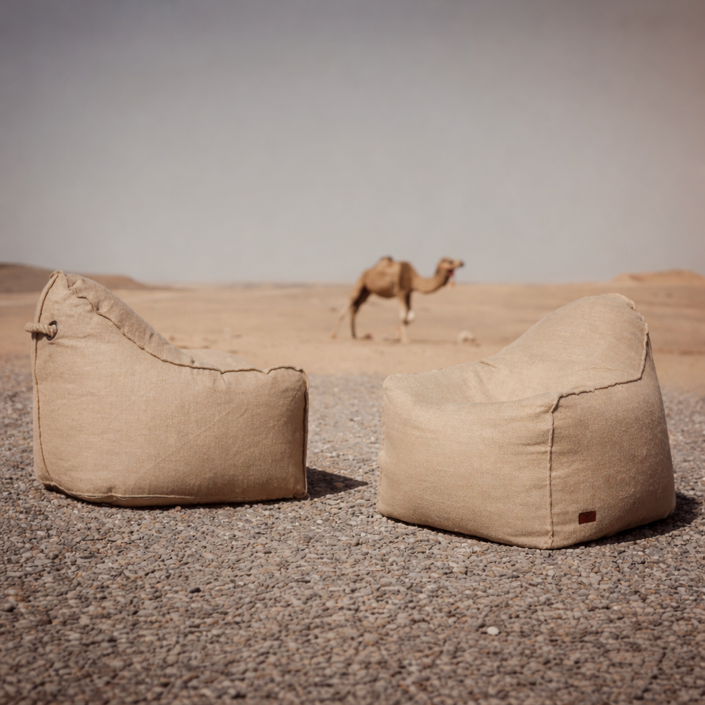 COLLECTION<br/>
RUSTIC POUF